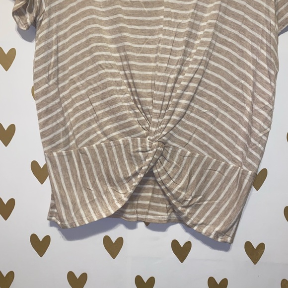Alya twist front stripe tee - Picture 3 of 6